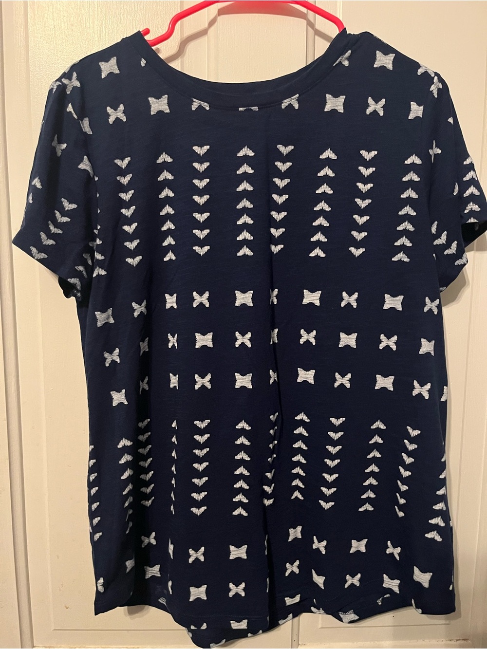 croft & barrow Navy Short-Sleeve Tee with White Geometric Motif
